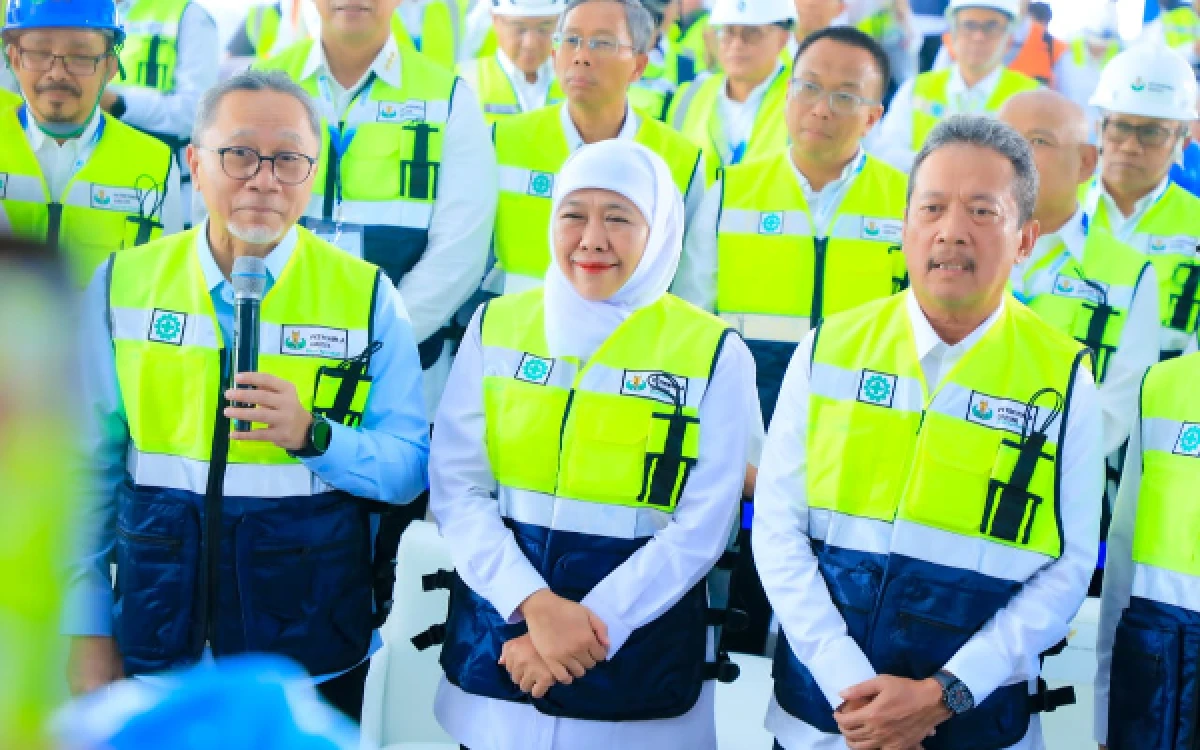 Thumbnail Berita - Gubernur Khofifah Dampingi Menko Pangan Zulhas di GSPI ASRI 2026, Dukung Transformasi Pelabuhan yang Green, Smart, Efisien dan Kompetitif