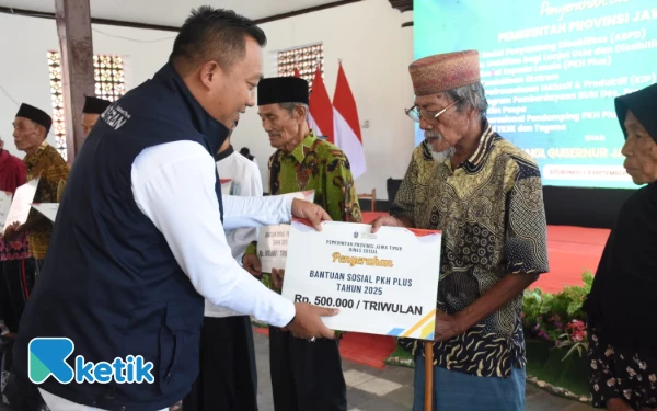 Thumbnail Berita - Bupati Situbondo: Strategi Pengentasan Kemiskinan Setiap Kecamatan Penanganannya Berbeda