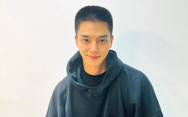 Thumbnail Song Kang Comeback! Tuntaskan Wamil dan Siap Bintangi Drama Baru