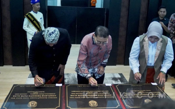 Fadli Zon Resmikan Pendopo Pate Alos Besuki Situbondo, Puji Konsep Revitalisasi Kota Tua