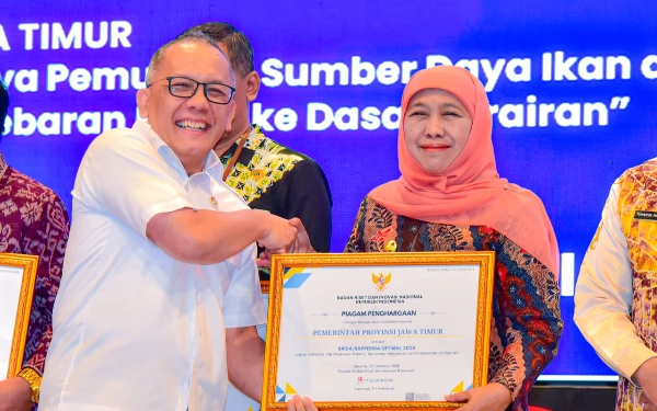 Thumbnail Raih Penghargaan BRIN! Ini Resep Rahasia Jatim Jadi Provinsi Inovatif: Data, Riset dan Kolaborasi Ala Khofifah