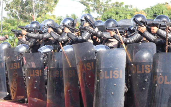 Thumbnail Demo Buruh Hari Ini, 4.531 Aparat Gabungan Amankan Gedung DPR RI