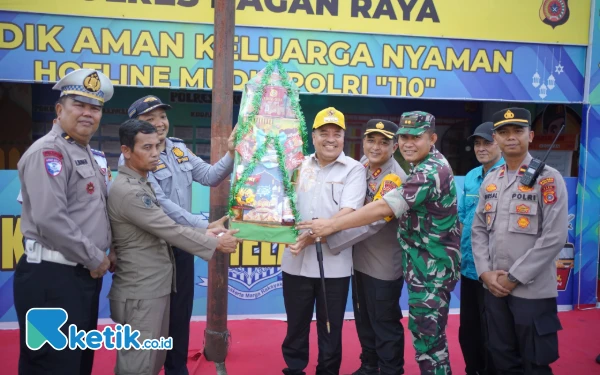 Thumbnail Berita - Pastikan Arus Mudik Lancar, Bupati Nagan Raya Tinjau Pos Ketupat Seulawah
