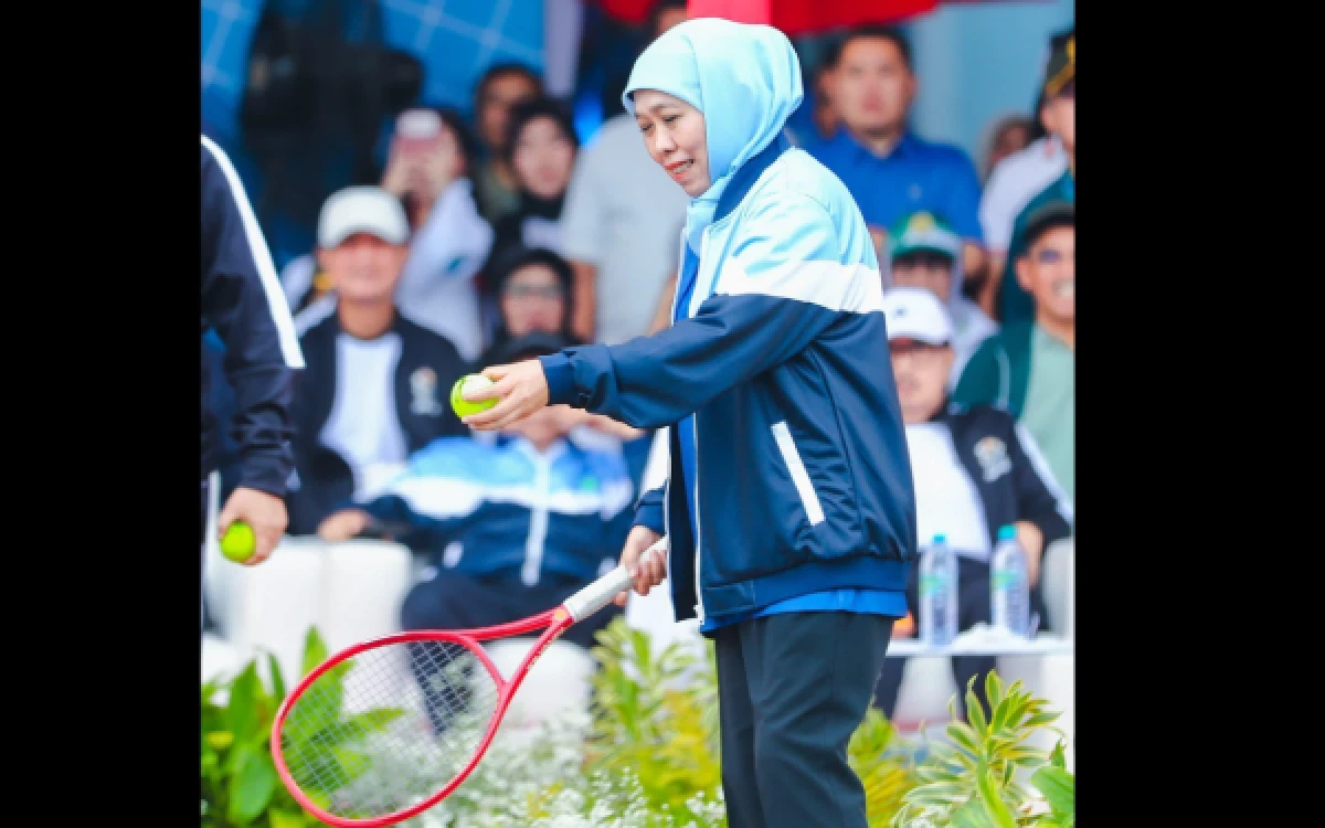 Thumbnail Berita - Gubernur Khofifah Dampingi Ketua MA Buka Kejurnas Tenis di Malang, Ajak Perkuat Persaudaraan Nasional dan Dongkrak Sport Tourism Jatim