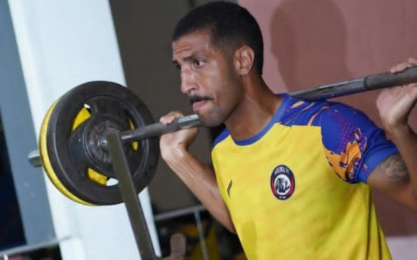 Thumbnail Berita - Evaluasi Paruh Musim, Arema FC Resmi Lepas Yann Motta