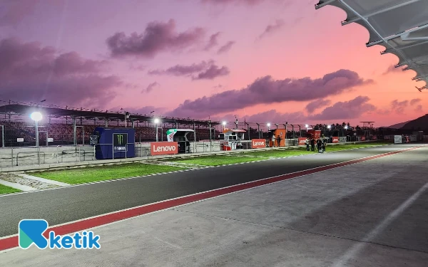 Thumbnail MotoGP Indonesia 2025 di Sirkuit Mandalika, Ini Jadwal, Harga Tiket dan Cara Beli