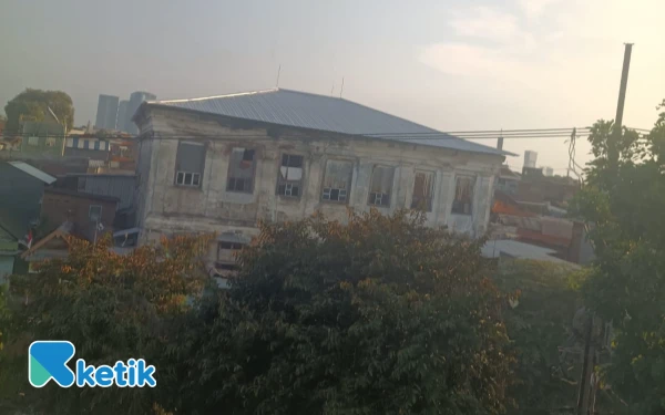 Thumbnail Atap Gedung Setan Diganti Merusak Cagar Budaya