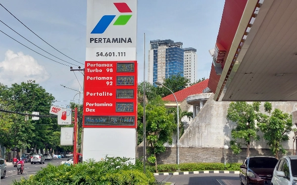 Thumbnail Harga BBM Pertamina Turun di Hari Buruh 1 Mei 2025