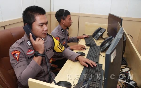 Thumbnail Tips Libur Lebaran Aman, Manfaatkan Call Center 110 Polri Selama Arus Mudik dan Balik