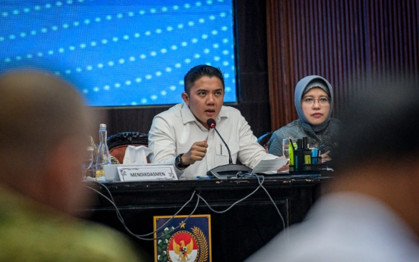 Thumbnail Berita - Seskab Klaim Pemulihan Pascabencana Sumatera Signifikan, 5.500 Rumah Rampung Dibangun