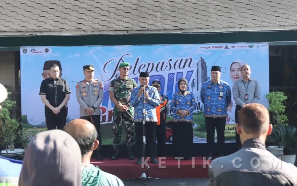 Thumbnail 385 Warga Berangkat Mudik Gratis! Bupati Malang Sanusi Lepas Langsung, Ini Rute Lengkapnya