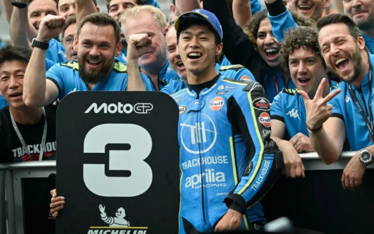 Thumbnail Berita - Rekor Dahsyat Ai Ogura di GP Prancis 2026, Jebolan ATC Pertama Raih Podium MotoGP