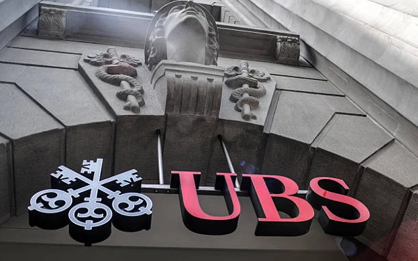 UBS Akuisisi Credit Suisse Rp 49 T