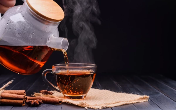 Takaran Konsumsi Teh Hitam dan Hijau yang Benar