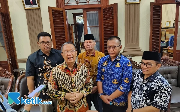 Pj Bupati Bondowoso Sambut Baik DPRD yang Alokasikan 50 Persen Pokir untuk Perbaikan Jalan