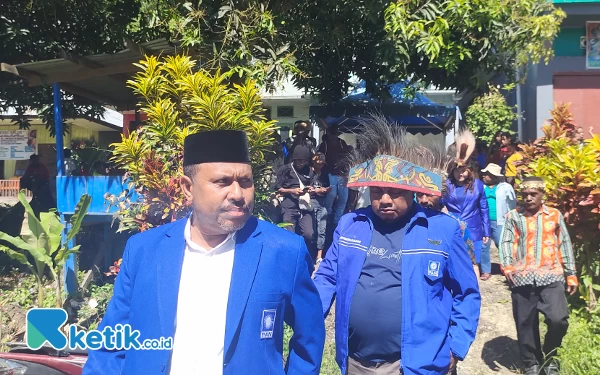 PAN Dorong Fahmi Macap Dampingi Charles Imbir di Pilkada 2024 Raja Ampat