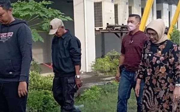 Pj Bupati Lumajang Tinjau Lokasi Kebakaran GMP