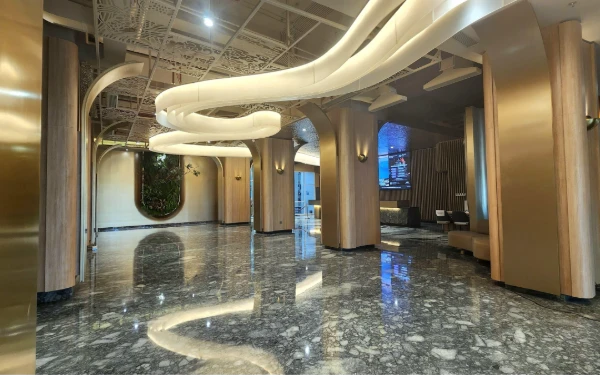 Thumbnail Mercure Surabaya Grand Mirama Luncurkan Lobby Baru, Padukan Elegansi Modern dan Kemewahan Klasik