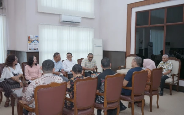 Thumbnail Bupati Asahan Sambut Hangat Audiensi Panitia Perayaan Natal Oikumene