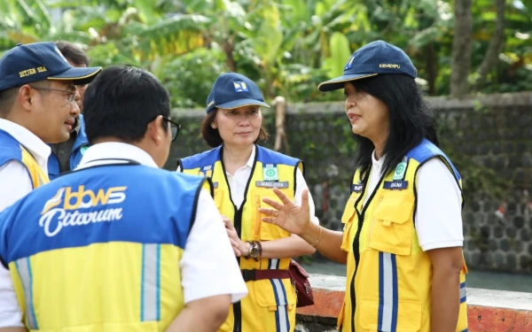 Cek Penanganan Darurat Pascabencana Sukabumi, Wamen PU Diana:  Logistik dan Layanan Dasar Jadi Prioritas