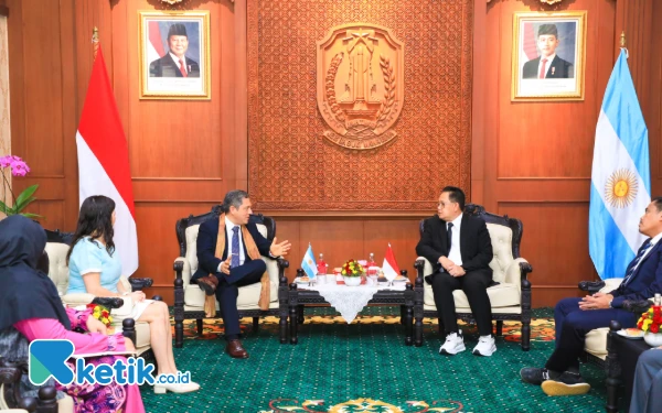 Thumbnail Dubes Argentina Kunjungi Grahadi, Bahas Investasi hingga Pariwisata Jatim