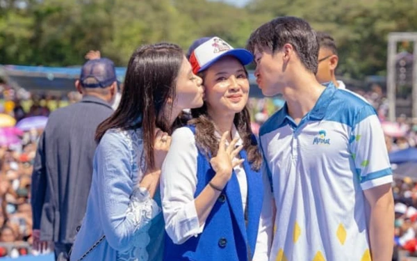 Thumbnail Berita - [Berita Foto] Perjalanan Dramatis Sherly Tjoanda Menjadi Gubernur Terpilih Maluku Utara