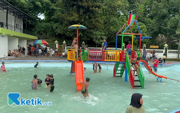 4 Tahun Ditutup Akibat Pandemi, Kolam Renang Corah Pare Akhirnya Dibuka Kembali