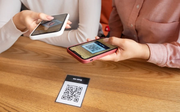 Thumbnail Airlangga Klaim QRIS dan e-toll Tak Kena PPN 12 Persen