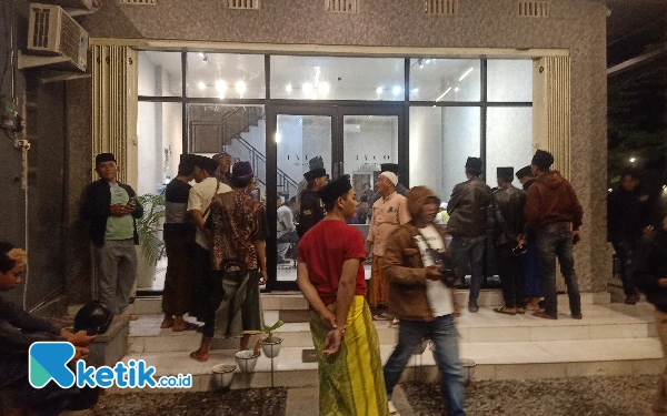 Thumbnail Cafe Lyco Sampang Sediakan DJ Tanpa Kantongi Izin Diskotek, Pemkab dan Satpol PP Diam Saja