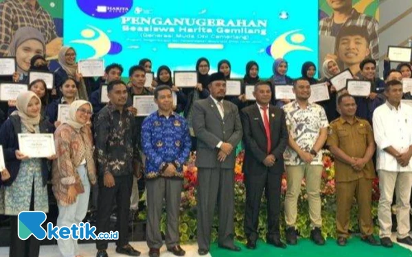 Thumbnail Terbaru, 60 Mahasiswa asal Pulau Obi Halsel Dapatkan Beasiswa Gemilang Harita Nickel, Cek Syaratnya