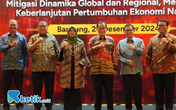 Thumbnail Outlook Sektor Jasa Keuangan Indonesia 2025, Perbankan Nasional Diharap Terus Lanjutkan Kinerja Positif