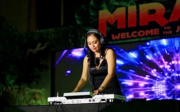 Thumbnail Spektakuler! Mercure Surabaya Grand Mirama Sukses Gelar Pesta Tahun Baru 2025 Tak Terlupakan