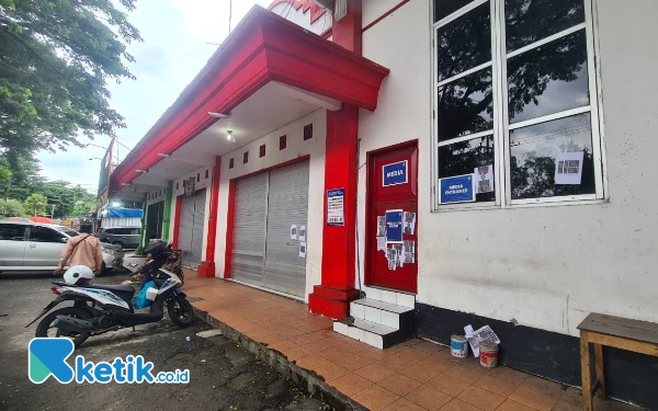 Thumbnail Beredar Poster Kecaman PSSI di Stadion Soepriadi Blitar, Diduga Protes Pemecatan Shin Tae-yong