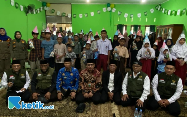 Thumbnail HUT ke-24, BAZNAS Kabupaten Bandung Gelar Baksos Berbagi Santunan