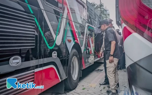 Thumbnail Kota Batu Amankan Liburan: Ramp Check Bus Pariwisata Rutin Setiap Akhir Pekan