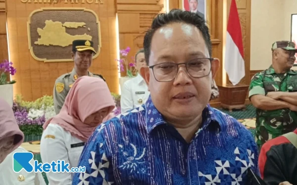 Thumbnail Usai Viral, Pj Gubernur Jatim Tak Perpanjang HGB 656 Hektare Laut Sidoarjo