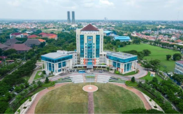 Thumbnail Siapkan Mahasiswa Bersaing di Pasar Global, Unesa Buka Kelas Internasional di 15 Prodi