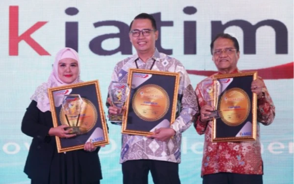 Thumbnail Bank Jatim Boyong 4 Penghargaan Sekaligus di Ajang IHCBA dan IPRA 2025