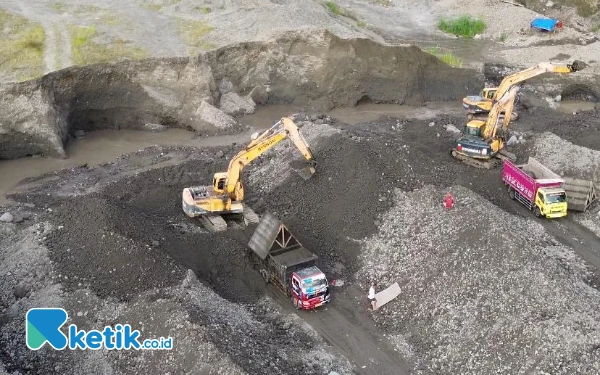 Thumbnail PMII Blitar Desak APH Perketat Pengawasan Tambang di Blitar