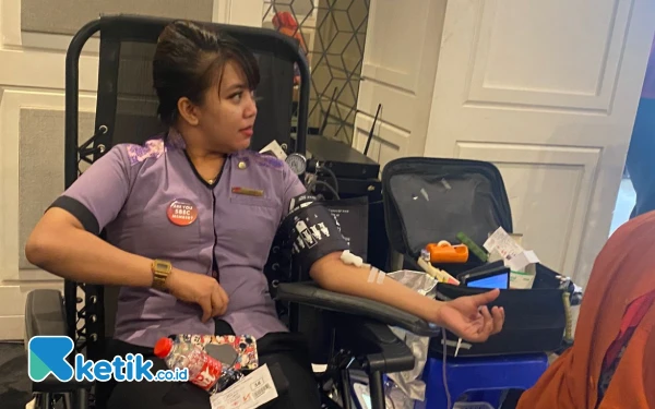 Thumbnail Swiss-Belinn Tunjungan Ultah Ke-9, Karyawan dan Staf Ramai-Ramai Donor Darah