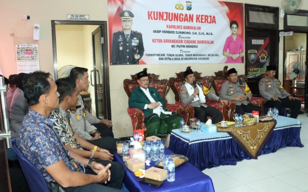 Thumbnail Berita - Kapolres Bangkalan Tak Akan Tolerir Masyarakat yang Keluar Rumah Bawa Sajam/Senpi