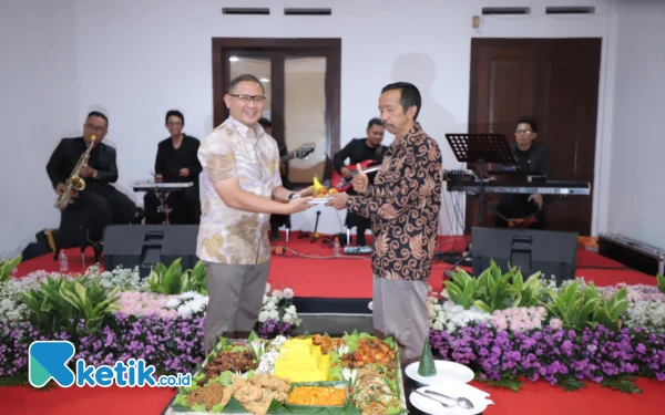 Thumbnail Pj Wali Kota Batu: Kritik Insan Pers dan Media Penting Demi Kemajuan Daerah