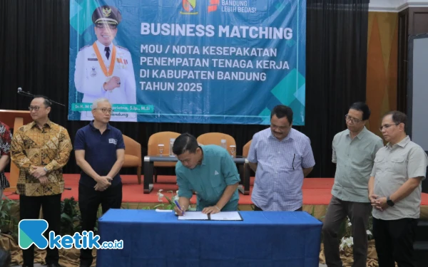 Thumbnail 8.700 Loker Sudah Disiapkan Awal Tahun 2025 untuk Realisasi Janji Politik di Program 100 Hari Kerja Bupati Bandung