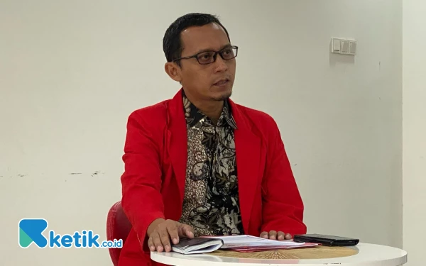 Thumbnail Disertasi Mahasiswa Untag Kritik Program Jaminan Kehilangan Pekerjaan Pemerintah