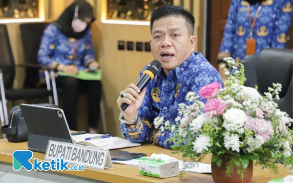 Thumbnail Bupati Bandung Siapkan Sanksi Demosi Bagi ASN yang Melanggar Aturan dan Etos Kerja
