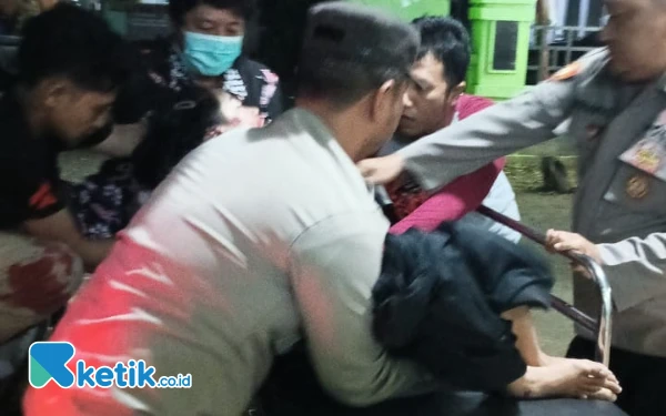 Thumbnail Kencan Rok Nyangkut di Gear Motor, Remaja Pacitan Meninggal Dunia