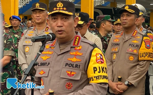 Thumbnail Kapolri Rangkul Band Sukatani Jadi Duta Polri