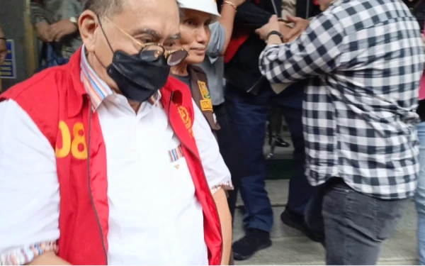 Thumbnail Alumni OTT KPK, Mantan Gubernur Bengkulu Ridwan Mukti Kini Ditahan Kejati Sumsel Kasus Korupsi