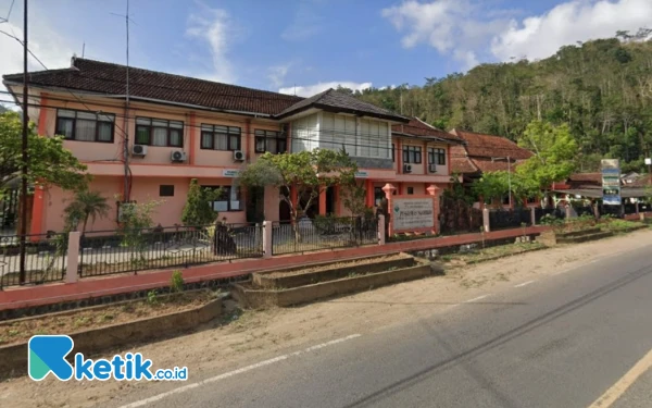 Thumbnail Terganjal Waktu, Tukar Guling Lahan Puskesmas Ngadirojo Pacitan Dilanjut Pascalebaran