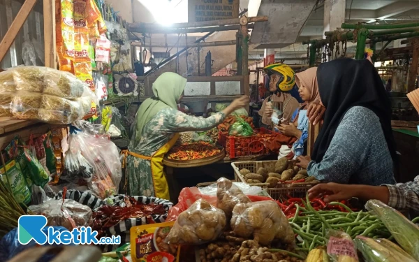 Thumbnail Harga Bahan Pokok di Sampang Melonjak Saat Bulan Ramadhan